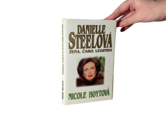 Danielle Steelová: Žena, čaro, legenda